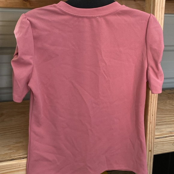 NWOT Love J Scrunched Sleeve Rose Colored Shirt | size M - Picture 5 of 5